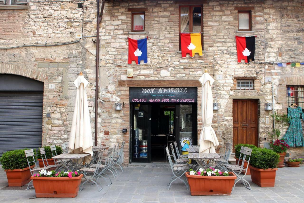 La Sosta Navarra Bed & Beer Gubbio Luaran gambar